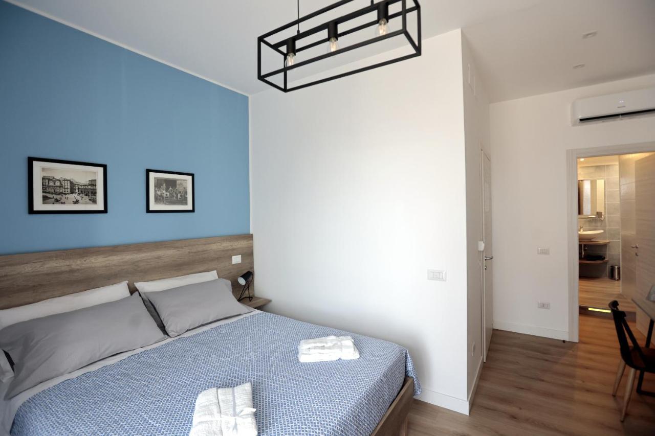 Angio Holiday Rooms 那不勒斯 外观 照片