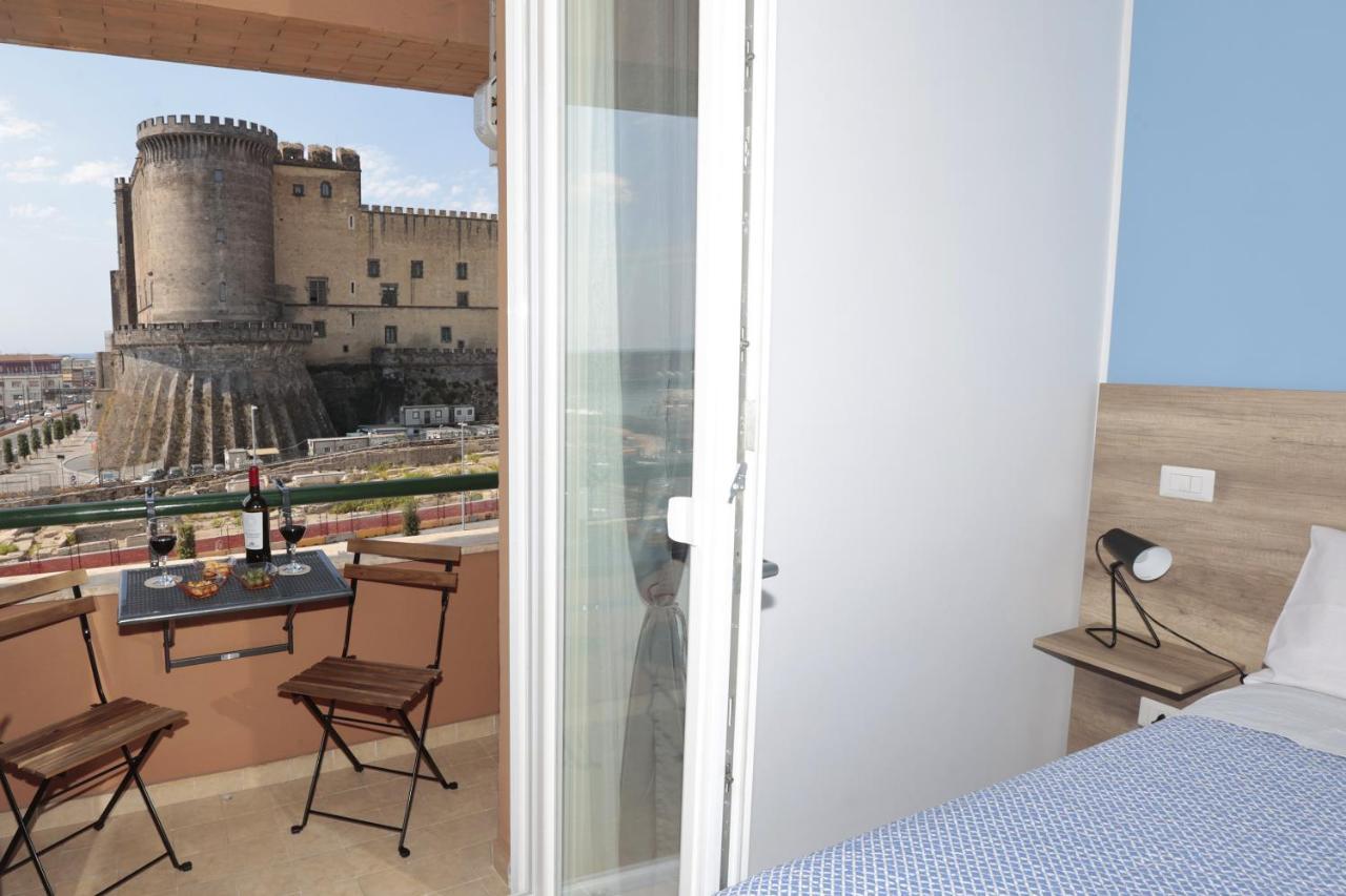 Angio Holiday Rooms 那不勒斯 外观 照片