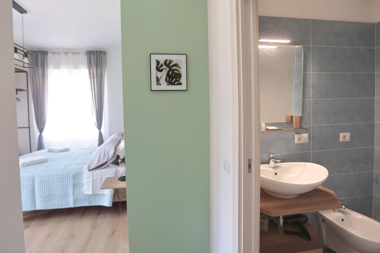 Angio Holiday Rooms 那不勒斯 外观 照片