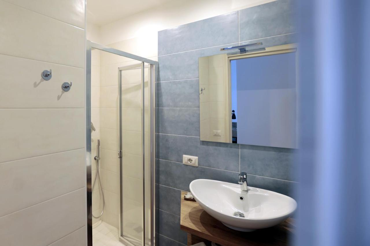 Angio Holiday Rooms 那不勒斯 外观 照片