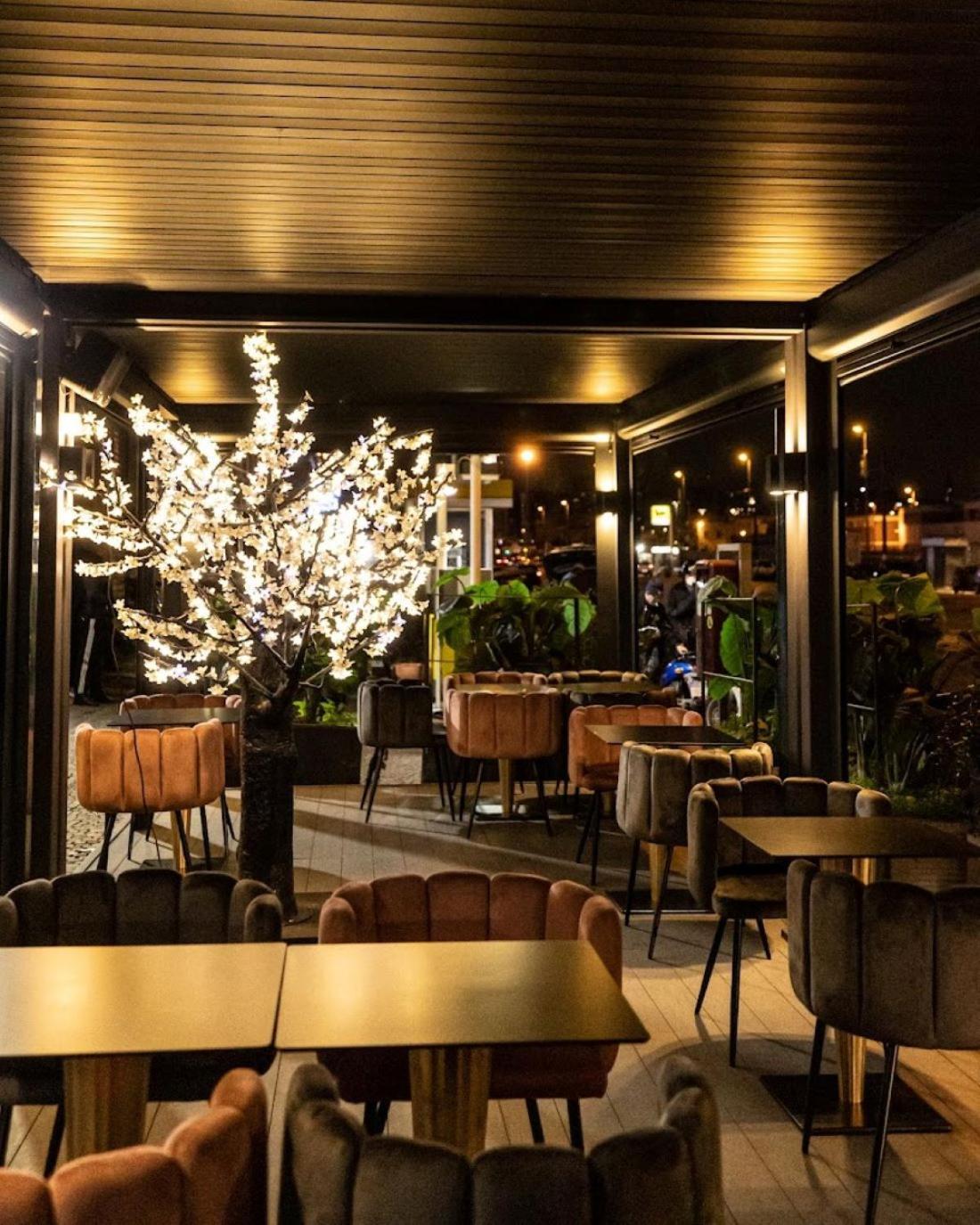 Angio Holiday Rooms 那不勒斯 外观 照片
